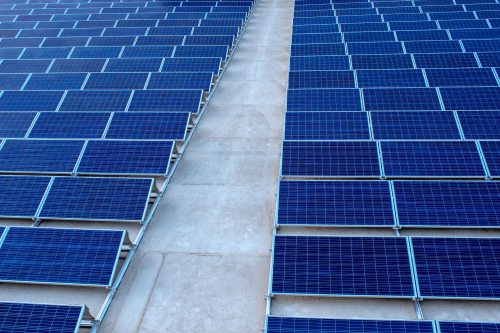 Affittare tetto per fotovoltaico è un'alternativa per chi dispone di capannoni industriali di almeno 2800 mq